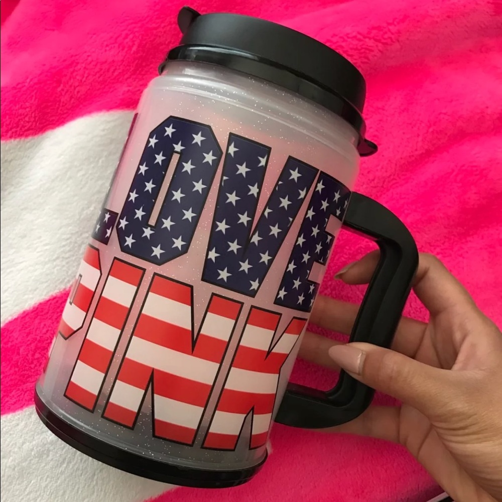 VS PINK chug Mug